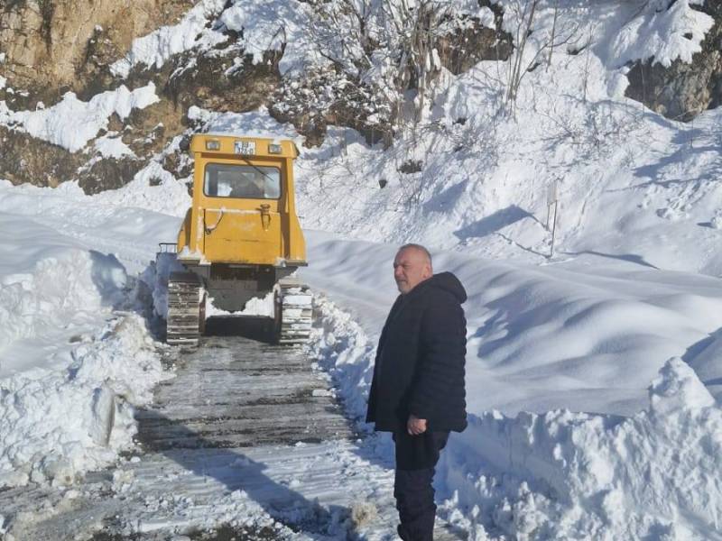 ცაგერის მუნიციპალიტეტში აქტიურად მიმდინარეობს შიდა სასოფლო საავტომობილო გზების...